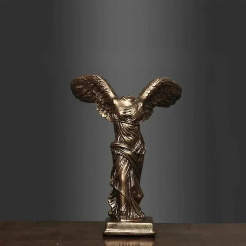 Escultura Nórdica Vitória Alada